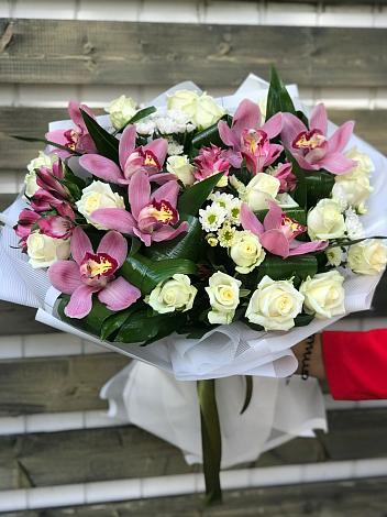 Букет цветов из: Розы и Хризантемы в Шиморское