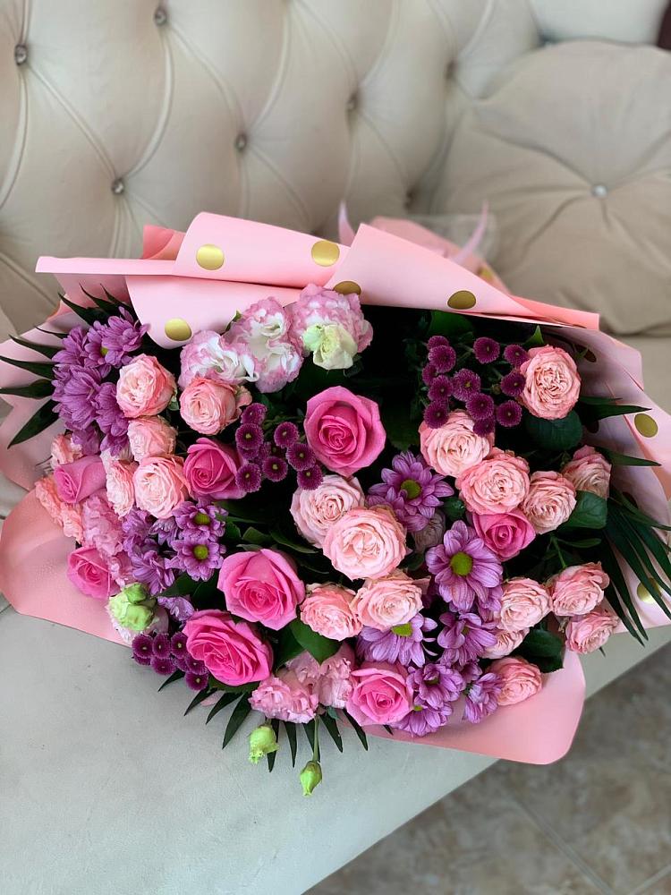 Букет цветов из: Хризантемы, Розы и Лизиантусы в Шиморское