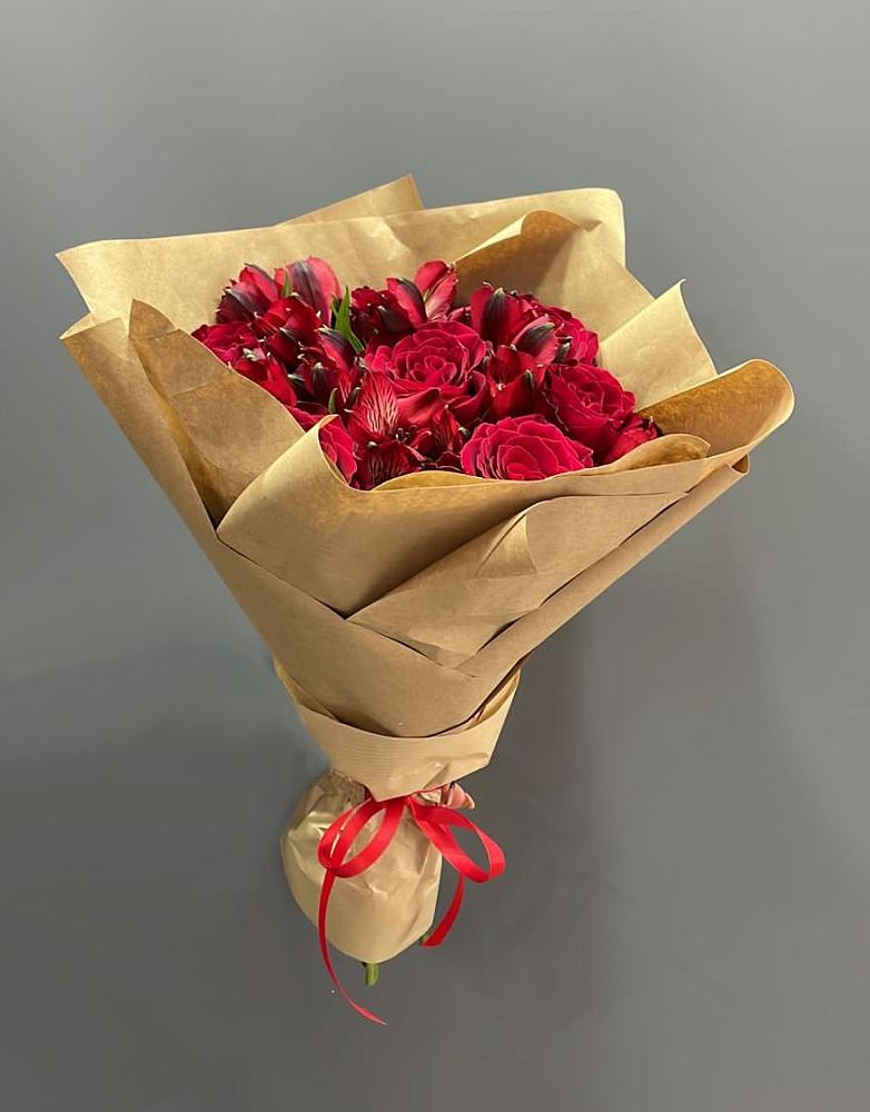 Букет цветов из: Альстромерии и Розы в Шиморское