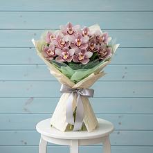 Букет цветов из:  Орхидеи и Розы в Шиморское