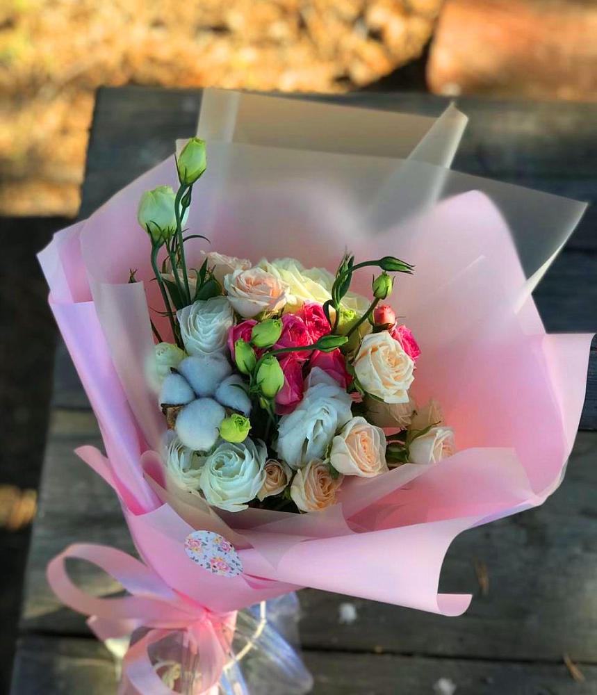 Букет цветов из: Розы и Лизиантусы в Шиморское