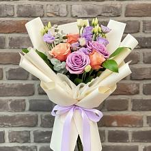 Букет цветов из:  Лизиантусы и Розы в Шиморское