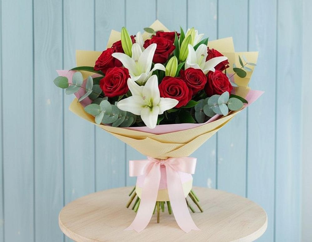 Букет цветов из: Лилии и Розы в Шиморское